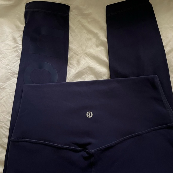 Lululemon Special Edition Graphic Align! - Picture 6 of 6